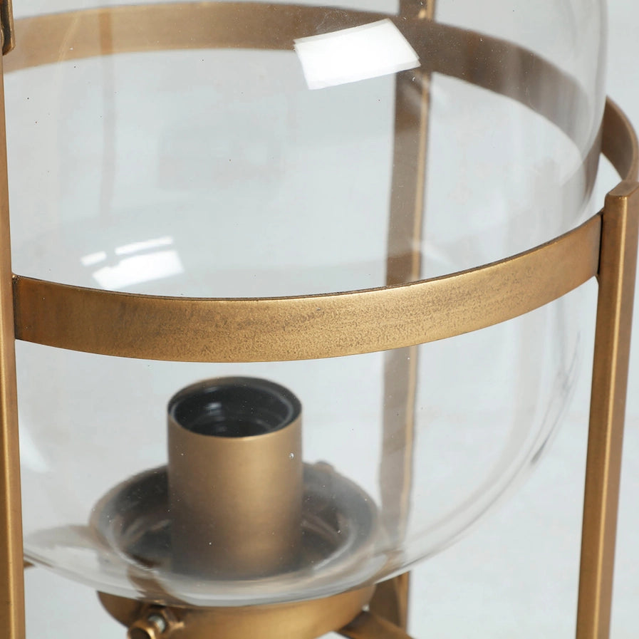 Vische Gold Iron Table Lamp
